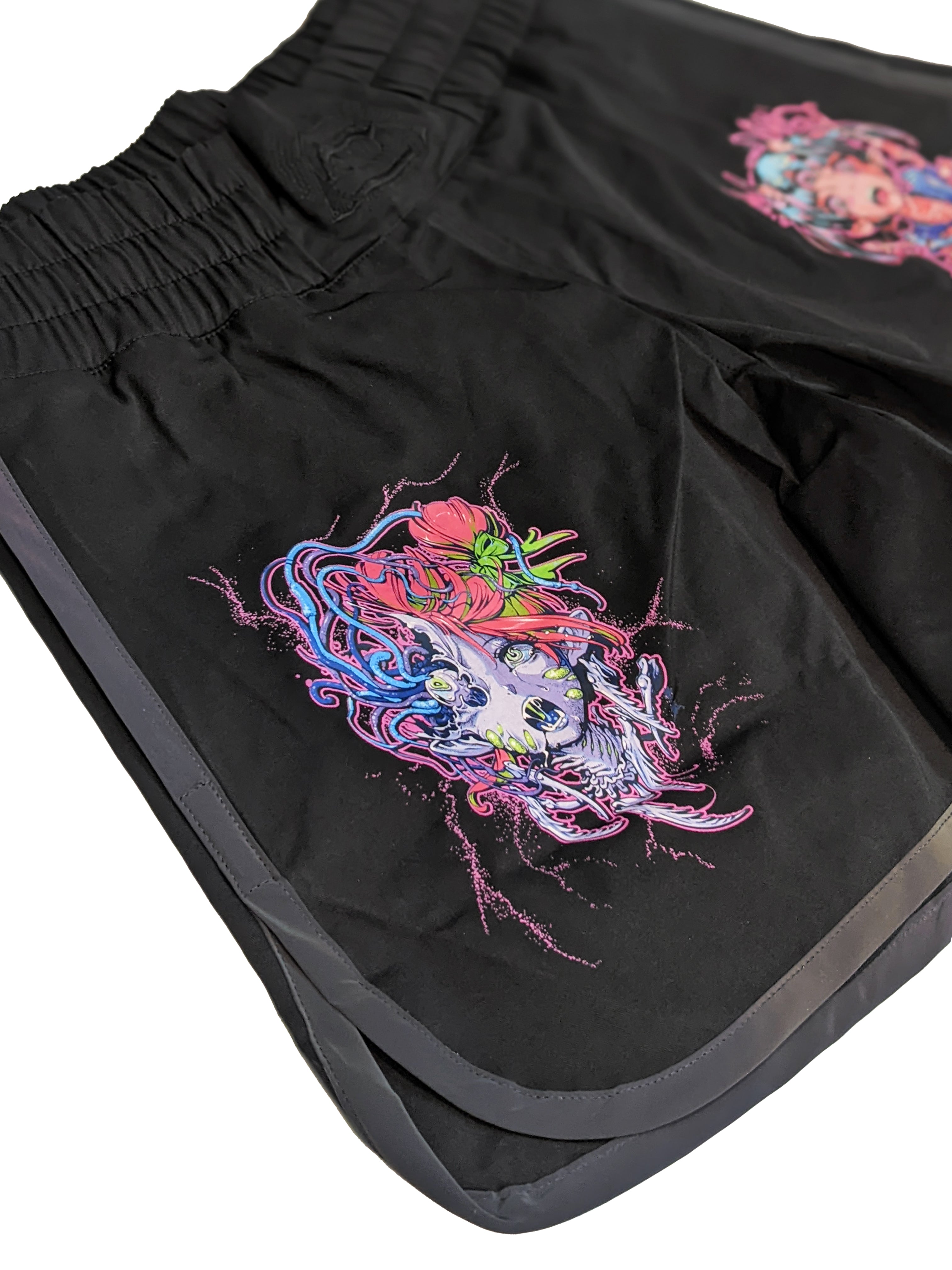 Corruption Arc ショートパンツ