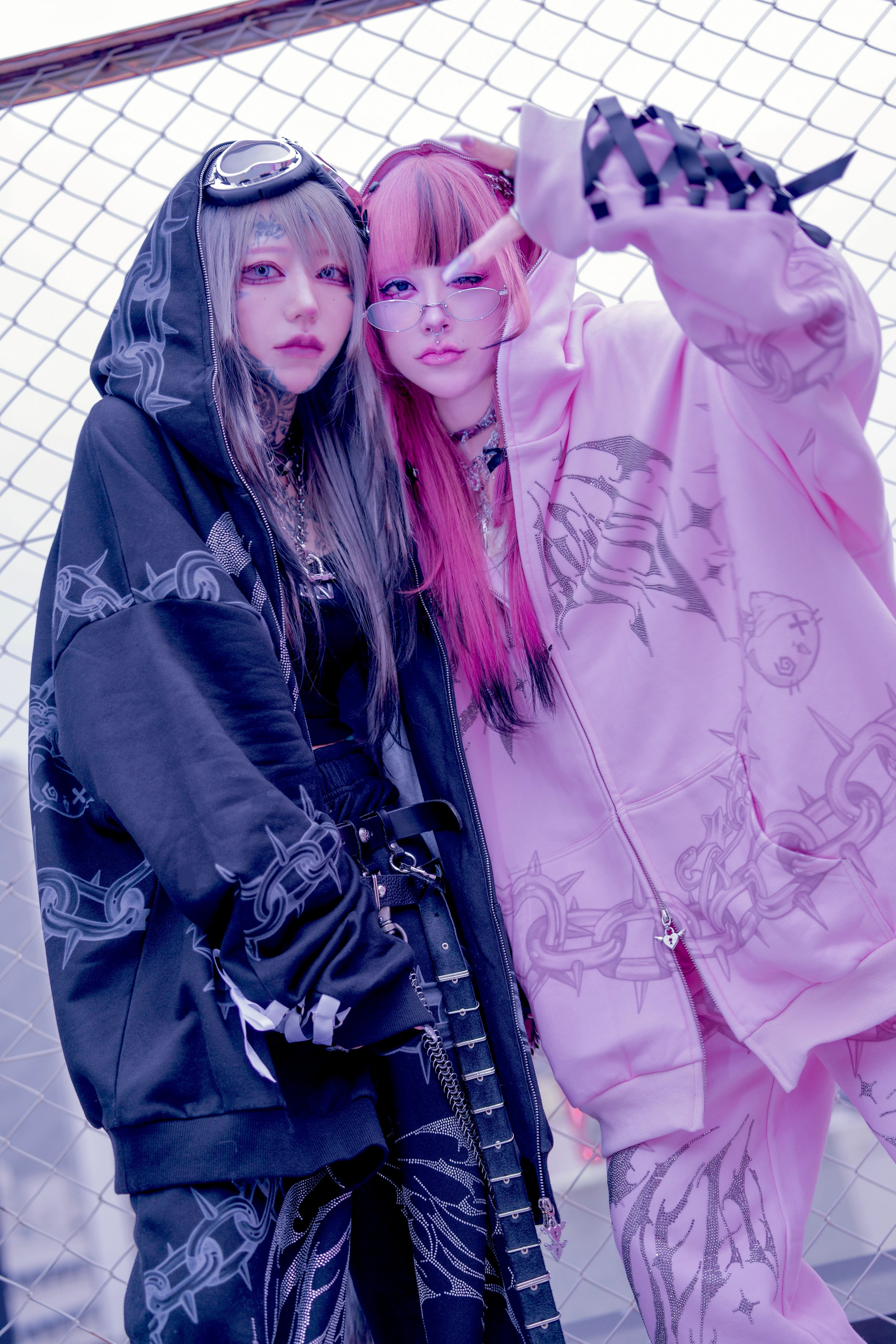 Death Kiss Chain Hoodie ♡ Baby pink – Invasion Club